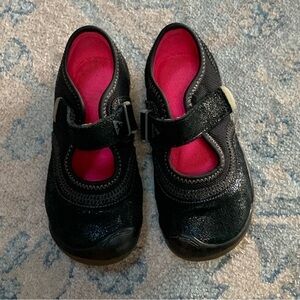 PLAE Black Dress Shoes with Pink Interior